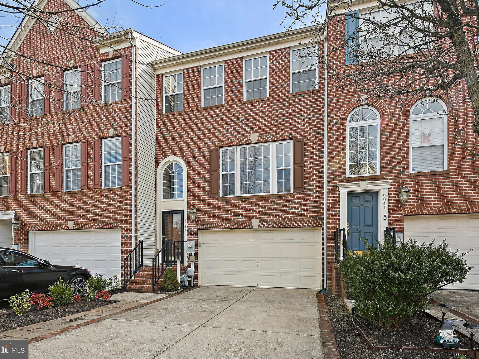 3 bed, 2.5 bath, 3147 sqft, $3,500 — Photo 2