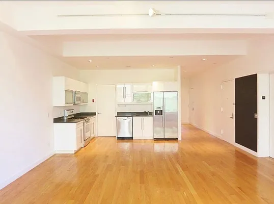 Rented by Brooklyn Bridge | media 2