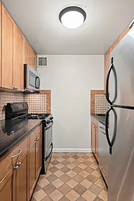 Rented by William Raveis Real Estate | media 5