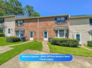 1033 Dassow Ct, Alpharetta, GA 30009