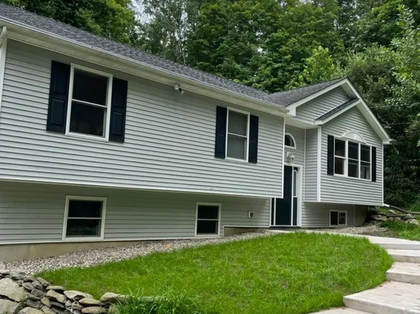 1 Roaring Brk, Cornwall, NY 12518
