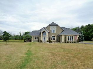 11261 Miland Rd, Akron, NY 14001