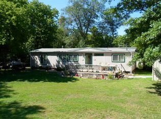127 E 5th Ave, Belle Plaine, KS 67013