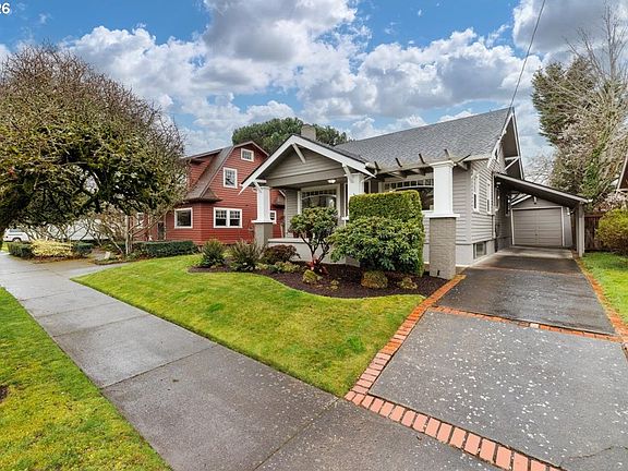 3rd image of 2945 NE 68th Ave