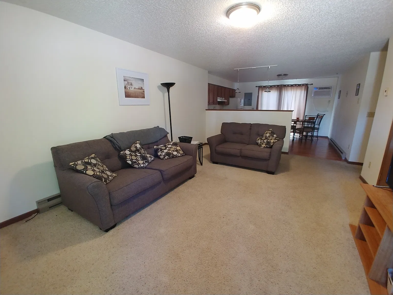 2 bed, $1,200 — Photo 2