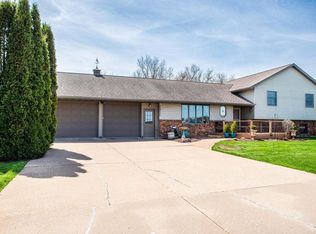 1411 W Montgomery St, Sparta, WI 54656