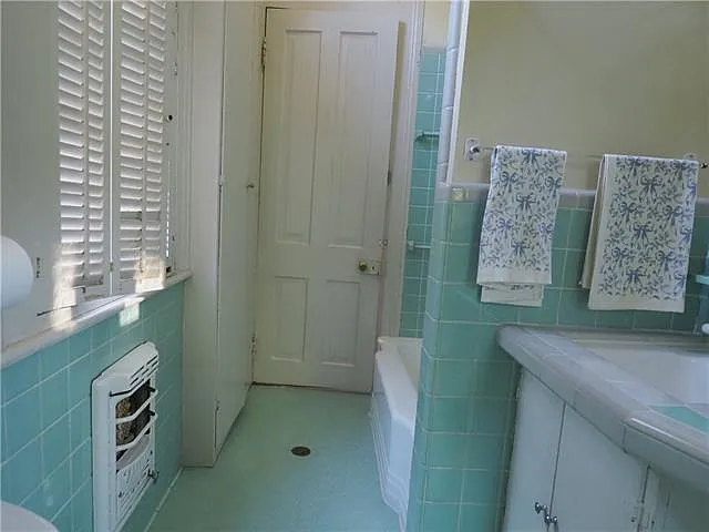 383 Broadway St #UPPER — Photo 12