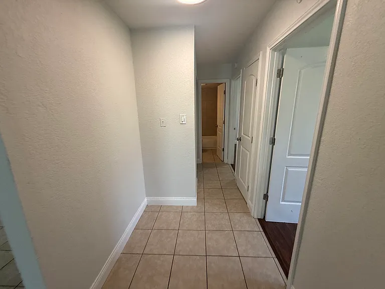 312 W Rentz St #89 — Photo 12
