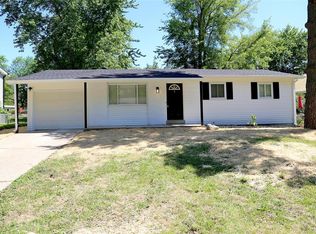 6 Marveline Dr, Saint Charles, MO 63304