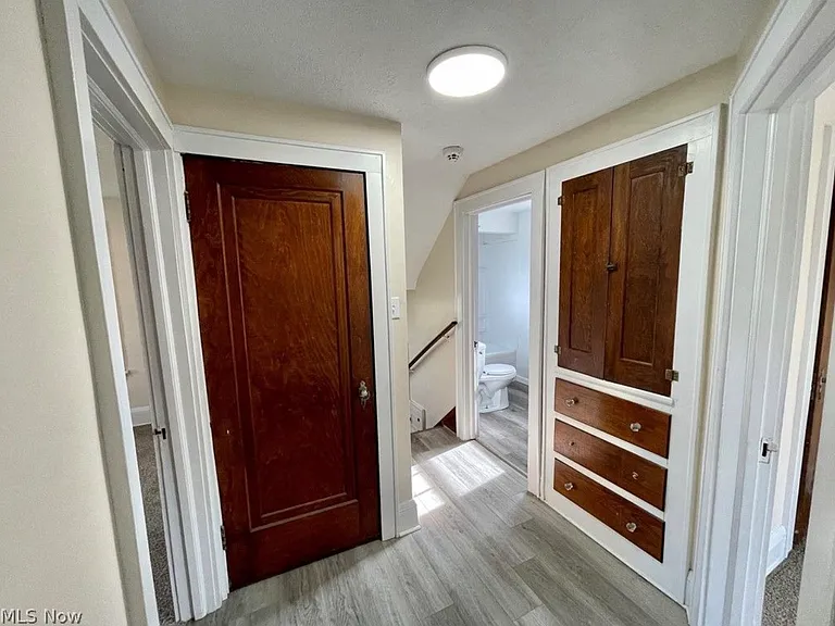 844 Cordova Ave — Photo 26