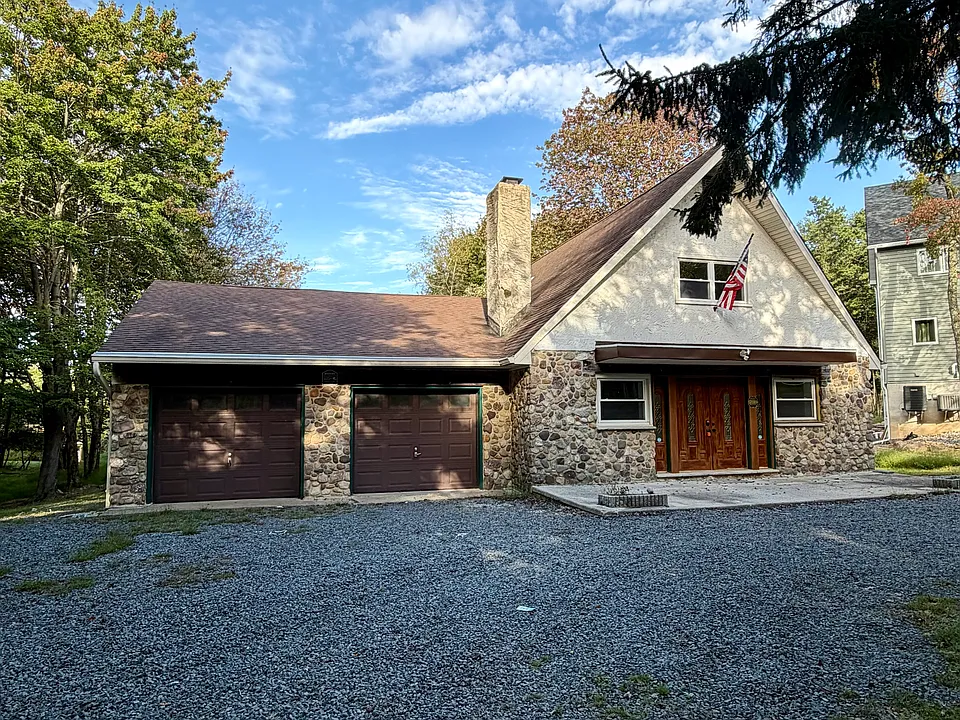 97 Lindbergh Cir