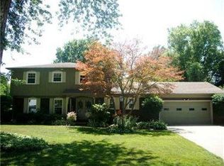 1460 Canterbury Ln, Fairview, PA 16415