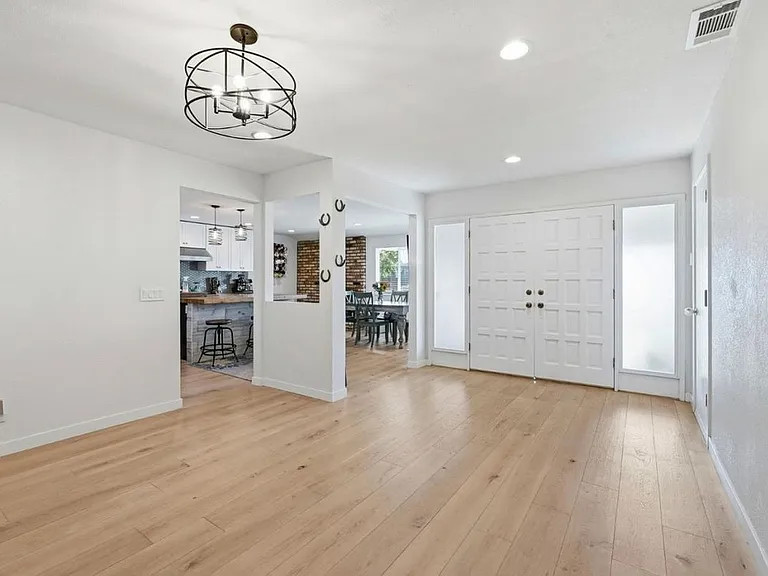 1173 Ortega Cir — Photo 13