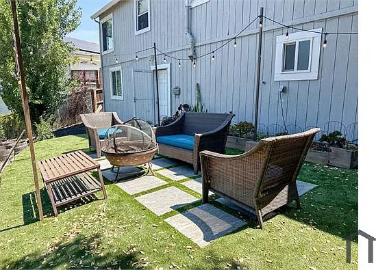 2230 Pomona Ave — Photo 2