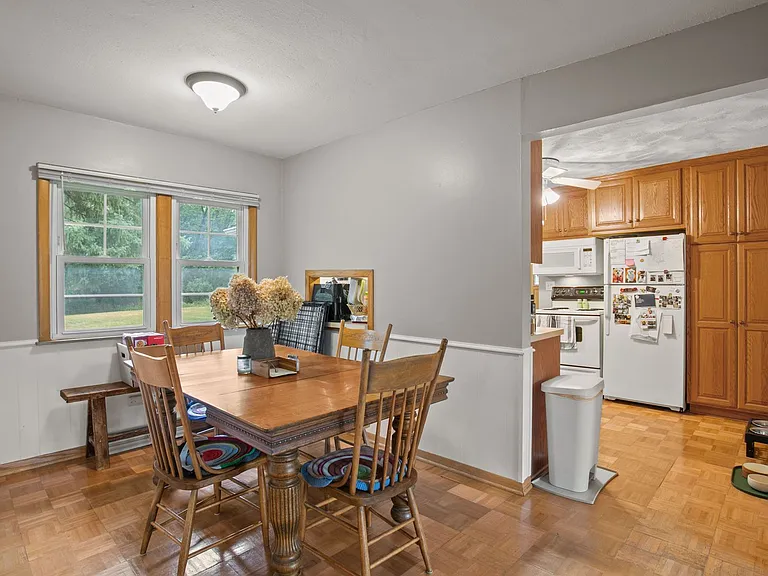 1831 Andover Blvd NW — Photo 7