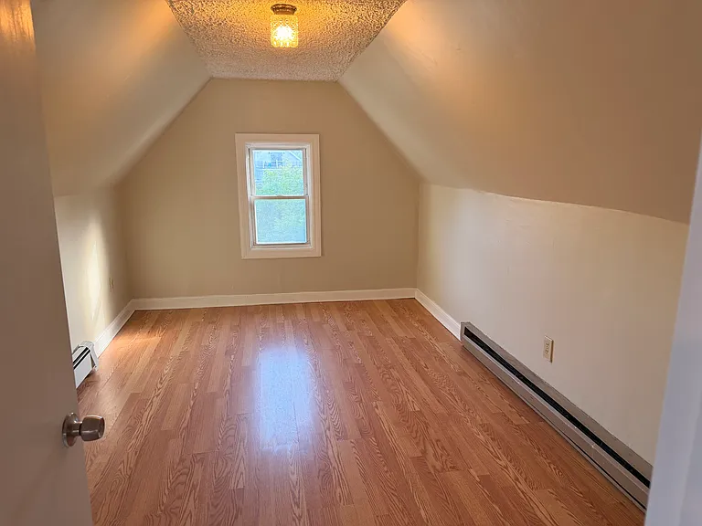569 Main St #3 — Photo 14
