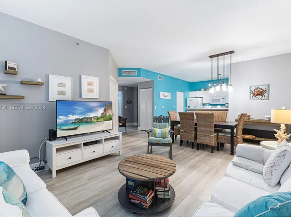 651 Okeechobee Blvd APT 202, West Palm Beach, FL 33401
