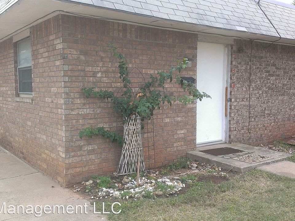 1st image of 158 NE 12th St