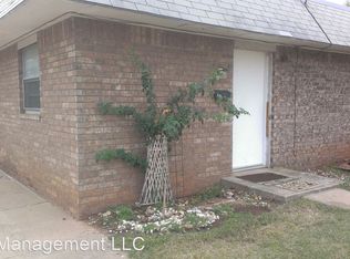 158 NE 12th St, Moore, OK 73160