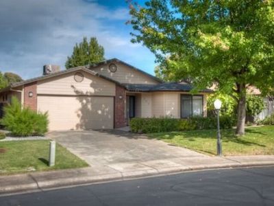 552 Monet Walk, Redding, CA, 96001