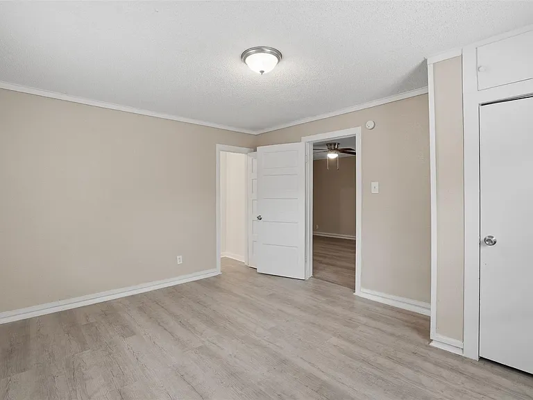 500 E Heron St — Photo 19