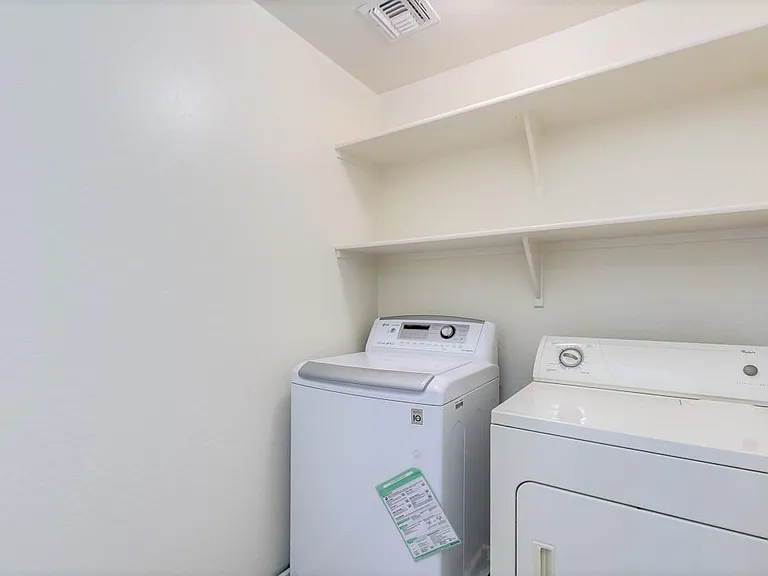 1306 E Birdland Dr — Photo 28