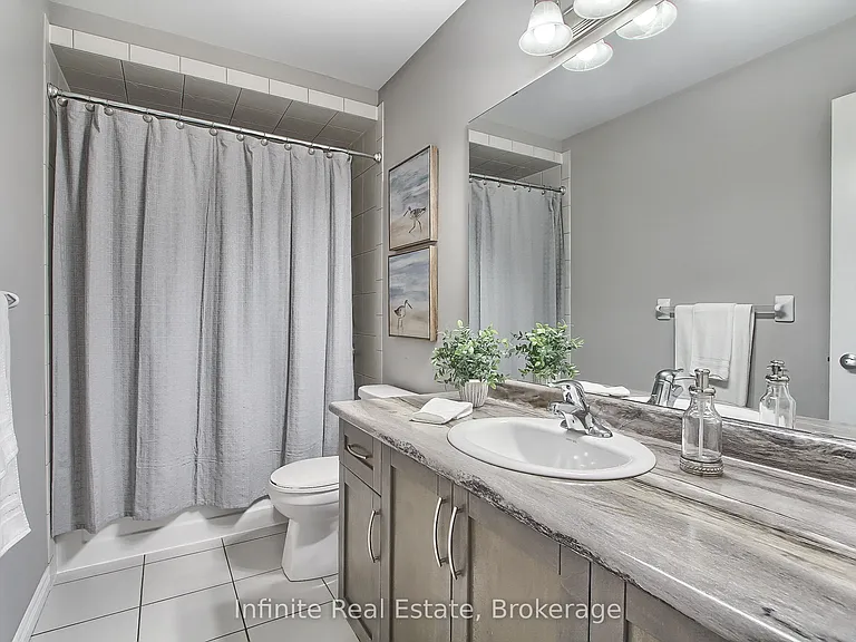 380 Lake St #11 — Photo 36