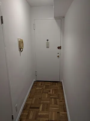 Rented by Andrew Stein, LREB | media 15