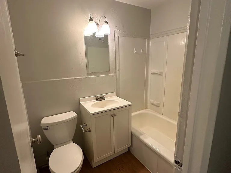 3140 N Clay St #2 — Photo 7