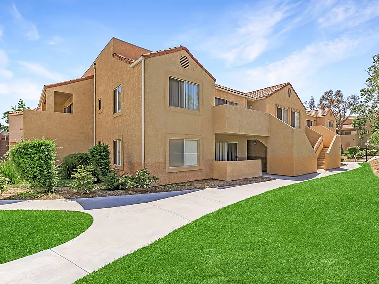 Sand Canyon Villas & Townhomes — Photo 86
