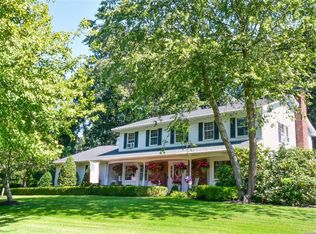 11 Zophar Mills Rd, Wading River, NY 11792