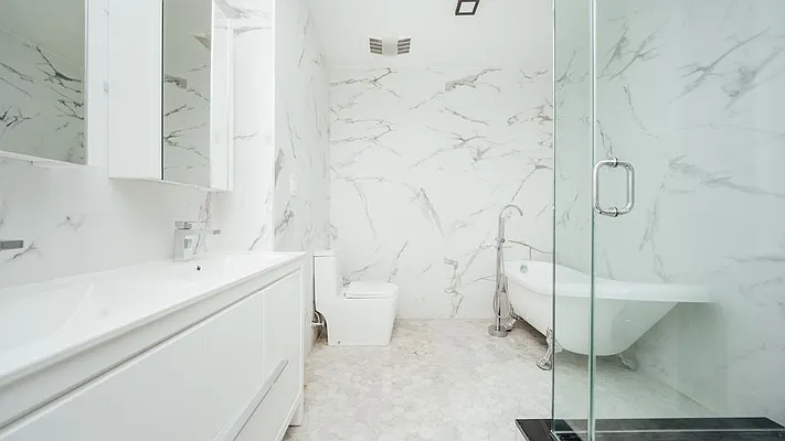 Rented by Nooklyn NYC LLC | media 39