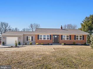 6 Madrigal Dr, Newark, DE 19702
