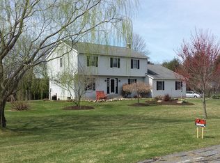 1309 Cole Dr, Wind Gap, PA 18091