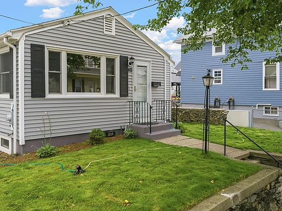 2nd image of 103 Opper St