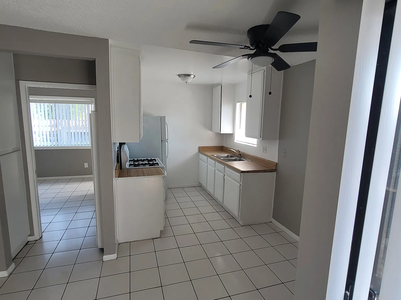 1 bed, 562 sqft, $1,950 — Photo 3