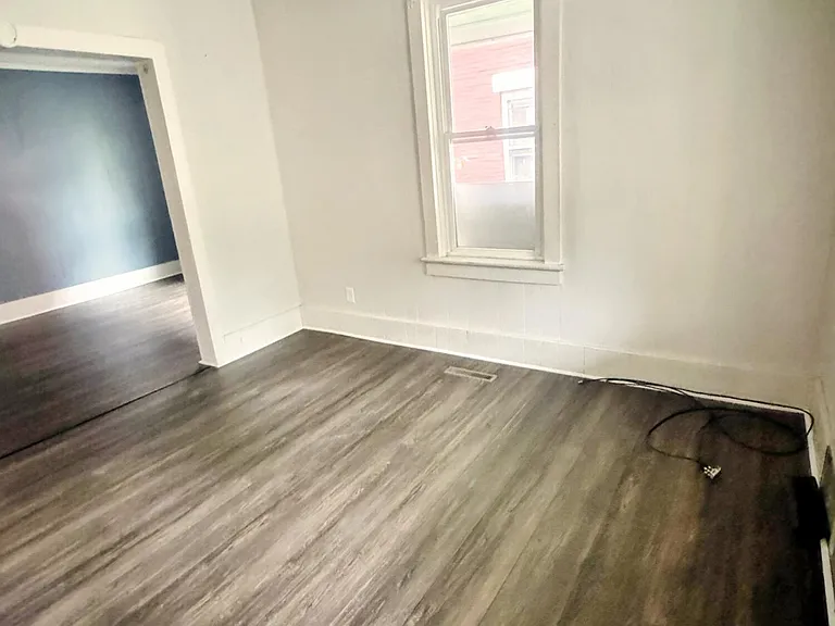 803 N Mulberry St — Photo 9