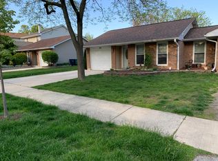 145 Regency Dr, Lombard, IL 60148
