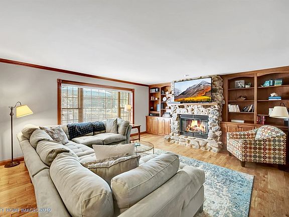 3rd image of 2304 Spyglass Dr