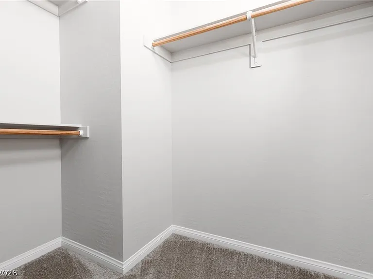 2426 Quiet Ode St — Photo 32
