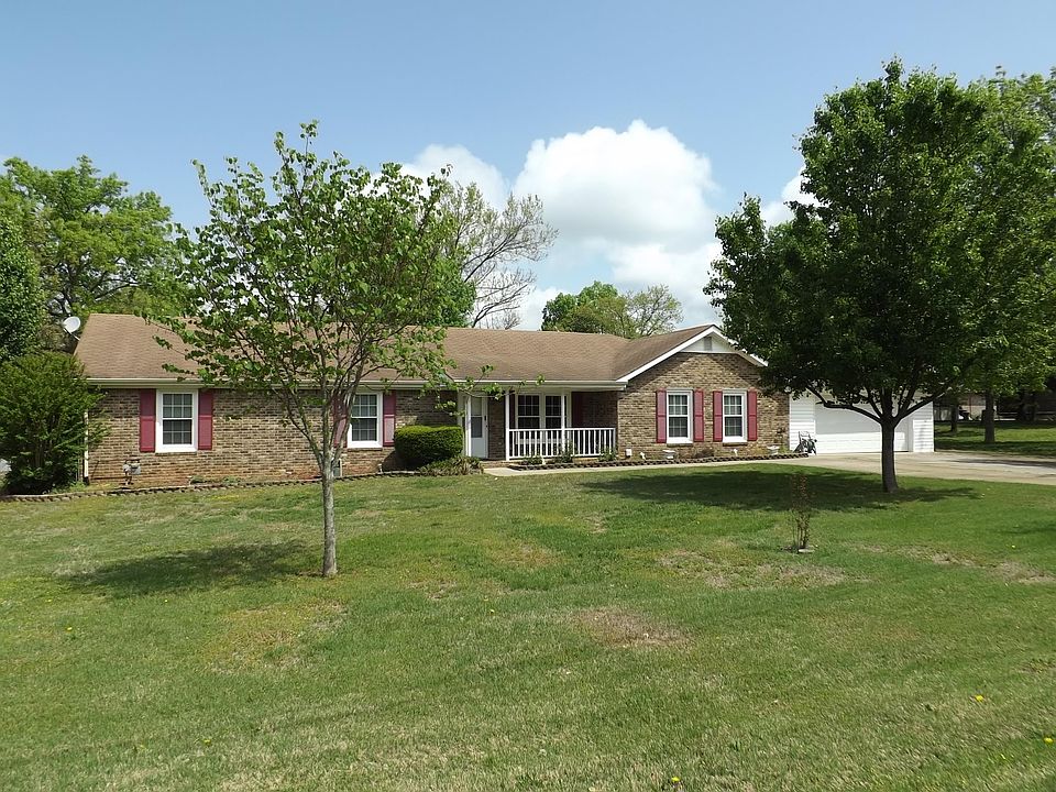 1st image of 111 Austin Ave
