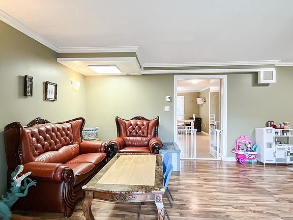 3rd image of 10680 Whistler Ct