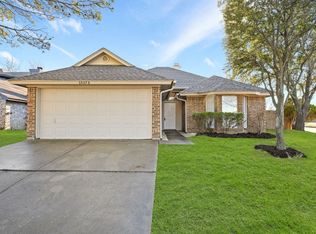 10273 Sunset View Dr, Fort Worth, TX 76108