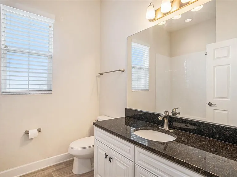 212 Shell Creek Ct — Photo 26