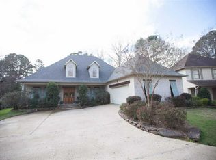 5325 Carolwood Dr, Jackson, MS 39211