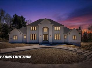 5084 Neptune Oval, Solon, OH 44139