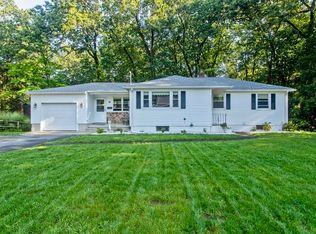 80 Barclay St, Longmeadow, MA 01106