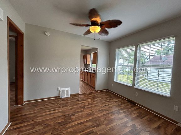 3rd image of 1024 Elysian Ave