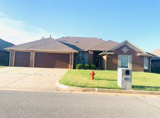 11833 SW 3rd Ter, Yukon, OK 73099