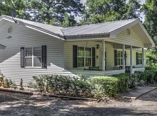 254 Moorehead Rd, Huntington, TX 75949